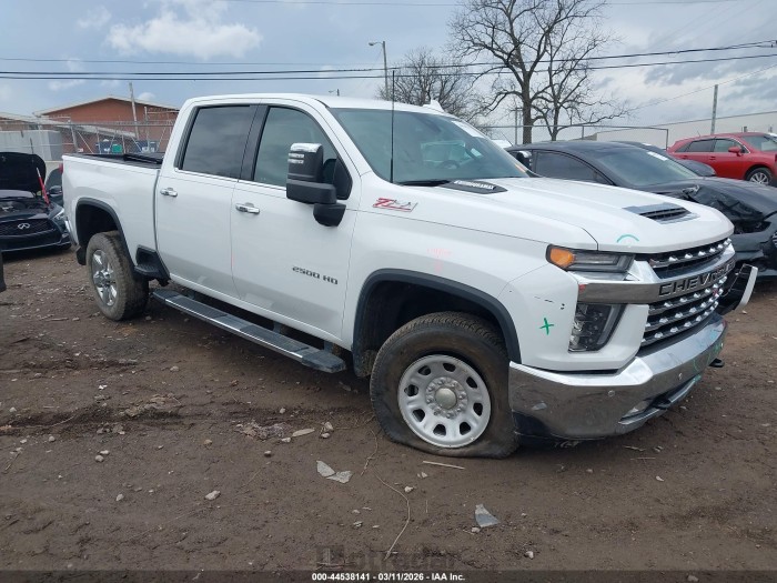 Chevrolet  2022 VIN 1GC4YPEY3NF151789