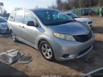 Toyota Sienna 2013 5TDZK3DC3DS340396