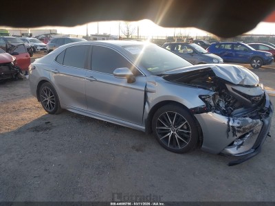 Toyota Camry 2022 4T1G11BK3NU055649