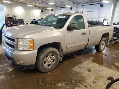 Chevrolet Silverado 2007 1GCEK14077Z544081