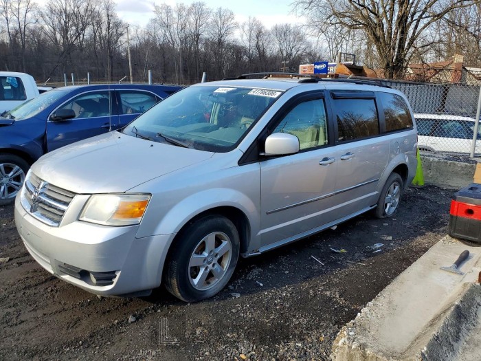 Dodge Caravan 2010 VIN 2D4RN5D1XAR264541