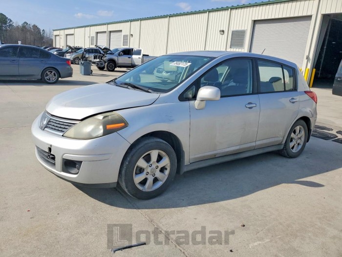 Nissan Versa 2007 VIN 3N1BC13E47L370347