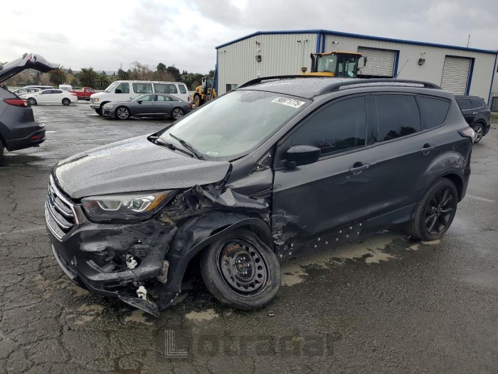 Ford Escape 2017 VIN 1FMCU0G98HUE97675