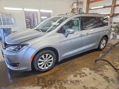 Chrysler Pacifica 2018 2C4RC1BG1JR236131
