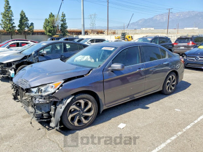 Honda Accord 2017 1HGCR2F77HA246716