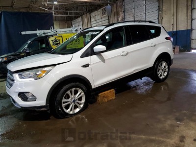 Ford Escape 2018 1FMCU9HD2JUB87633