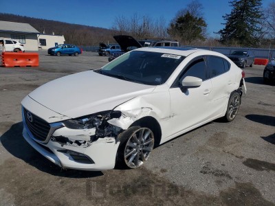 Mazda 3 2018 3MZBN1V38JM247748