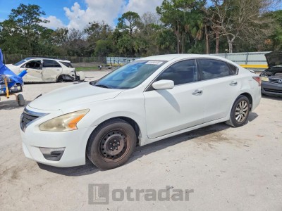 Nissan Altima 2015 1N4AL3AP3FN330841