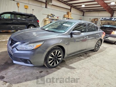 Nissan  2018 1N4AL3AP8JC279468