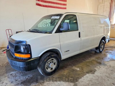 Chevrolet Express 2003 1GCGG25UX31225462