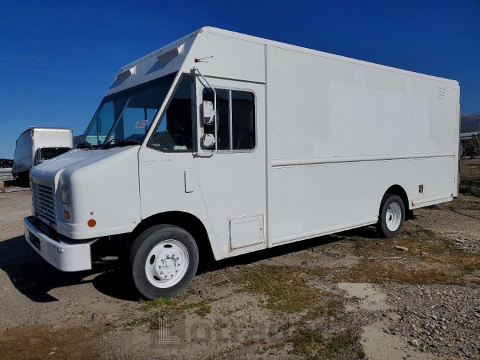 Ford  2015 VIN 1F65F5KY7F0A04918