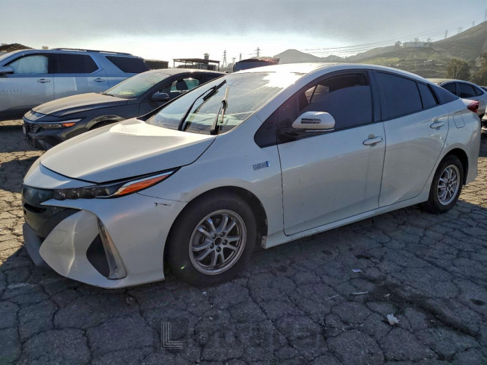 Toyota Prius 2018 VIN JTDKARFP7J3103673