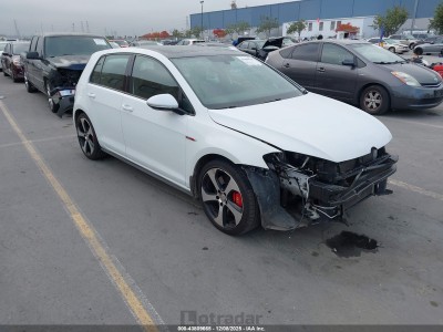 Volkswagen Golf 2017 3VW447AU8HM071503