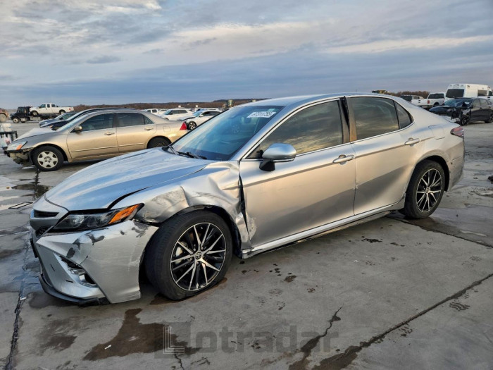 Toyota Camry 2022 VIN 4T1T11AK1NU636454