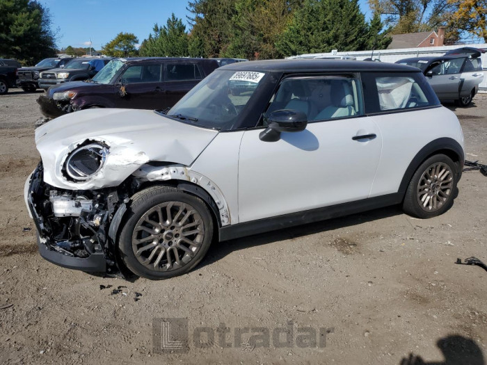 Mini Cooper 2025 VIN WMW13GD00S2W42401