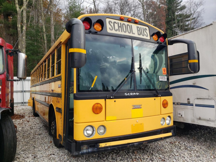 Thomas Saf-t-line 2012 VIN 1T7YN4E20C1149984