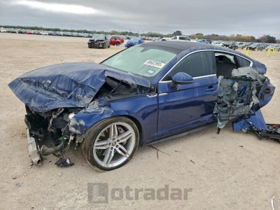 Audi A5 2018 WAUFNCF52JA041061