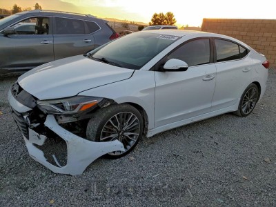 Hyundai Elantra 2018 KMHD04LB7JU528131
