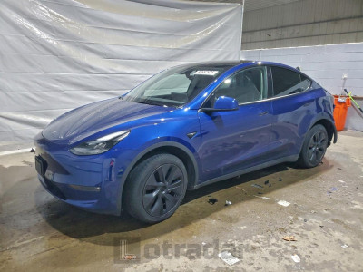 Tesla Model y 2025 7SAYGAEE5SF228950