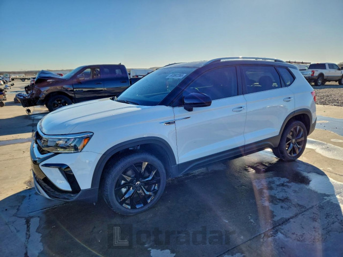 Volkswagen Taos 2024 VIN 3VVEX7B24RM099880