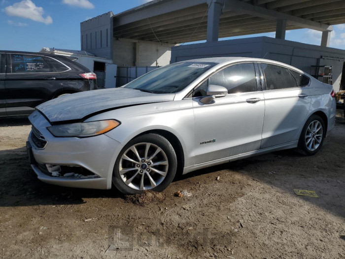Ford Fusion 2017 VIN 3FA6P0LU3HR141571