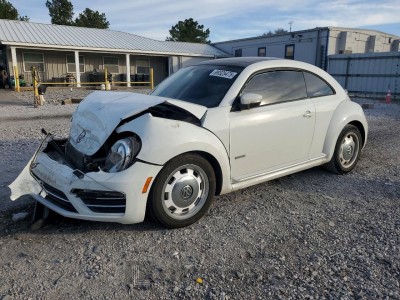 Volkswagen Beetle 2018 VIN 3VWFD7AT4JM705749