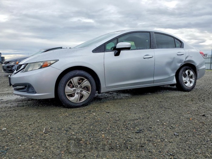 Honda Civic 2015 VIN 2HGFB2F52FH528793