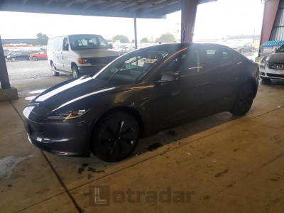 Tesla Model 3 2025 5YJ3E1EA8SF027618