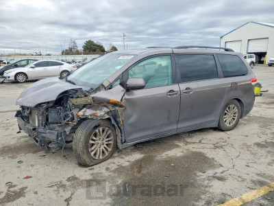 Toyota Sienna 2012 5TDYK3DC6CS246510