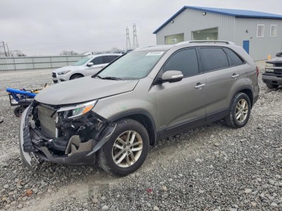Kia Sorento 2014 5XYKTDA67EG435349