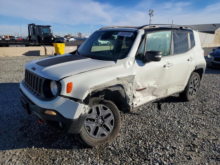 Jeep Renegade 2018 VIN ZACCJBCB4JPH08945