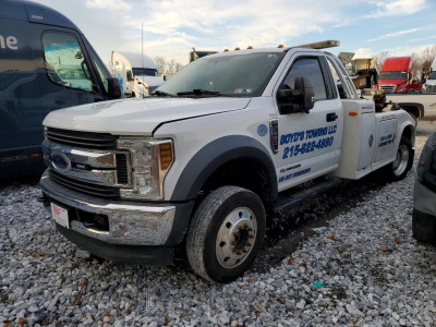 Ford F550 2019 VIN 1FDUF5HT3KDA07690