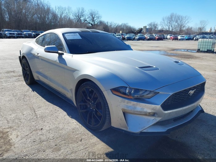 Ford Mustang 2018 VIN 1FA6P8TH9J5157008