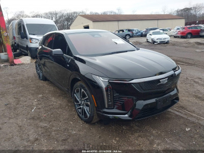 Cadillac Optiq 2025 3GYK3EMR9SS223505