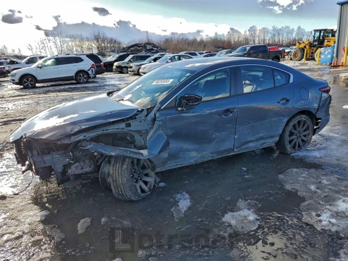 Mazda 3 2022 VIN 3MZBPACLXNM310108