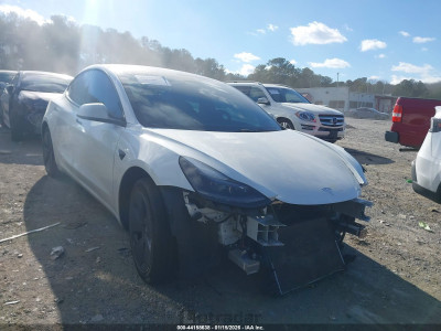 Tesla Model 3 2021 5YJ3E1EB4MF066217