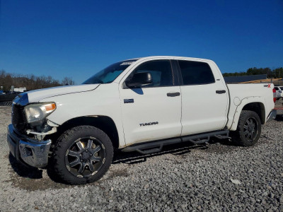 Toyota Tundra 2017 5TFDW5F12HX582862