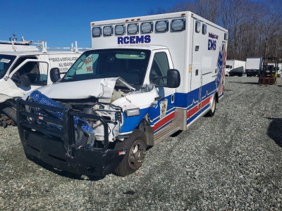 Ford Econoline 2022 1FDXE4FN4NDC27259