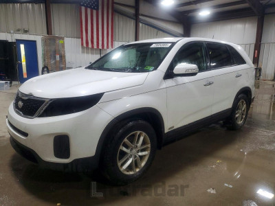Kia Sorento 2015 5XYKTCA66FG554408