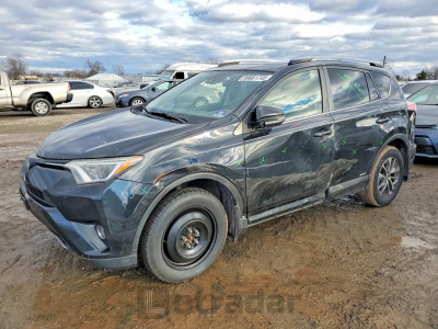 Toyota Rav4 2017 JTMRJREV0HD081616
