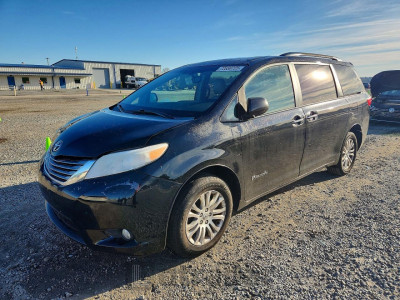 Toyota Sienna 2015 5TDYK3DC4FS560564