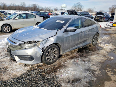 Honda Civic 2018 2HGFC2F51JH609080