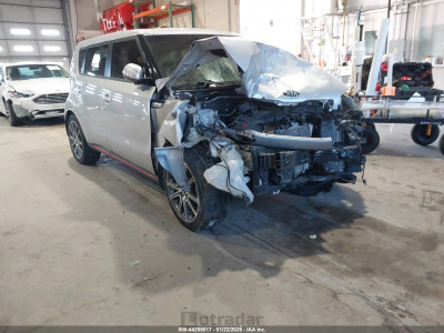 Kia Soul 2018 KNDJX3AA6J7537747
