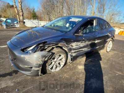 Tesla Model y 2023 7SAYGAEE7PF771059