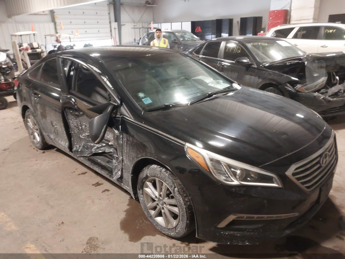 Hyundai Sonata 2015 VIN 5NPE24AF2FH246392