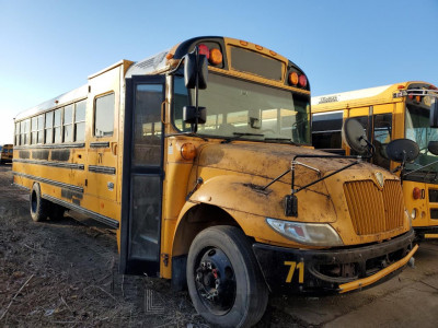 Ic corporation Ce series 2013 4DRBUSKNXDB303410