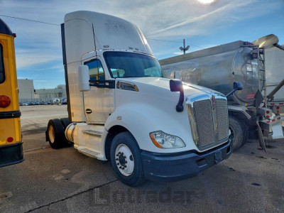 Kenworth All models 2015 1XKYA48XXFJ443627