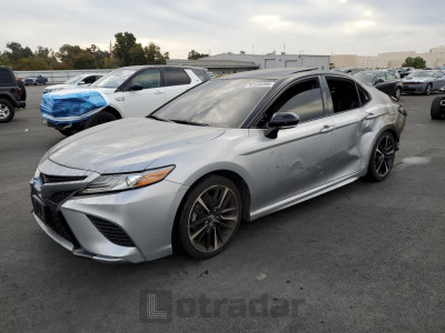 Toyota Camry 2019 4T1B61HK1KU217941