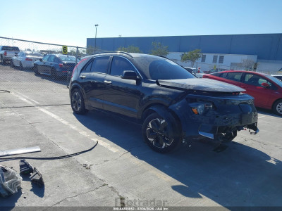 Kia Niro 2024 KNDCT3L19R5095149