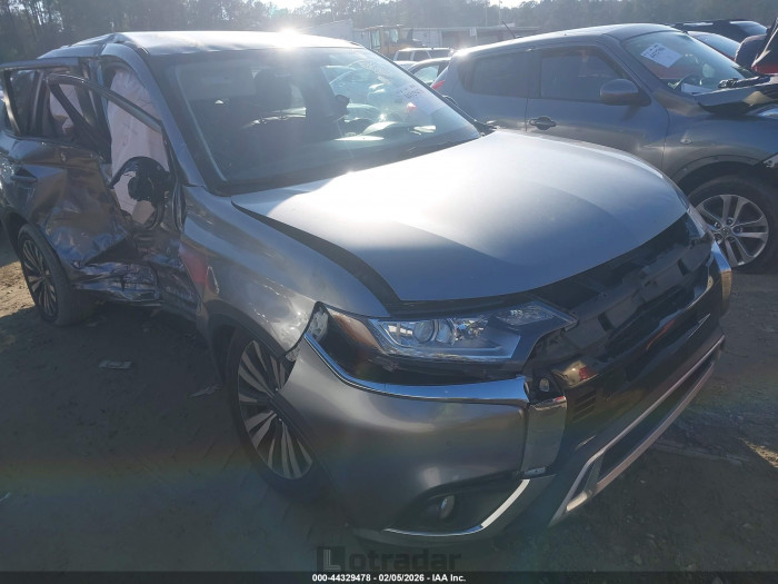 Mitsubishi Outlander 2019 VIN JA4AZ3A3XKZ045640
